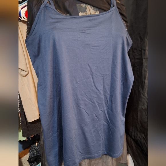Adjustable strap tank size 1x - Picture 1 of 4